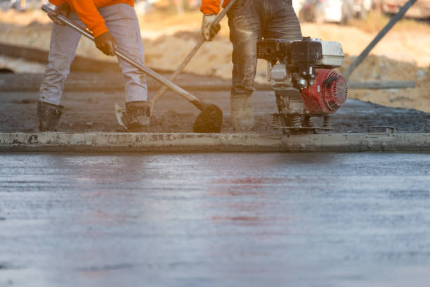 Best Concrete Sidewalk Installation  in Lincoln, MO